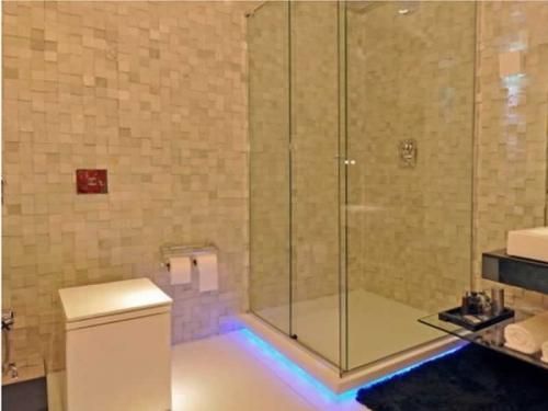 White 3D Mosaic 5x5 "São Tomé"