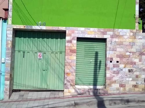 Cushioned "Ouro Preto" stone